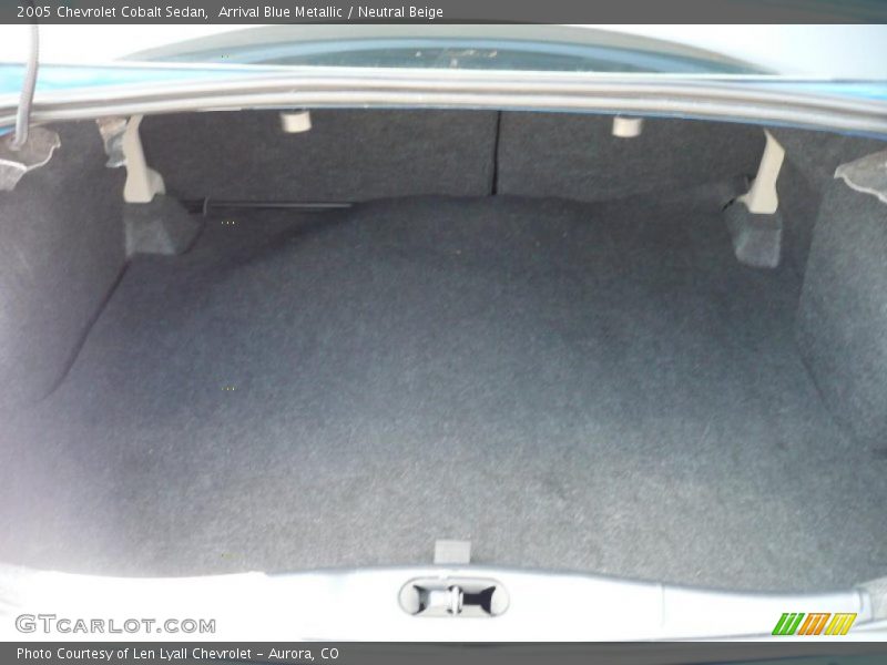 Arrival Blue Metallic / Neutral Beige 2005 Chevrolet Cobalt Sedan