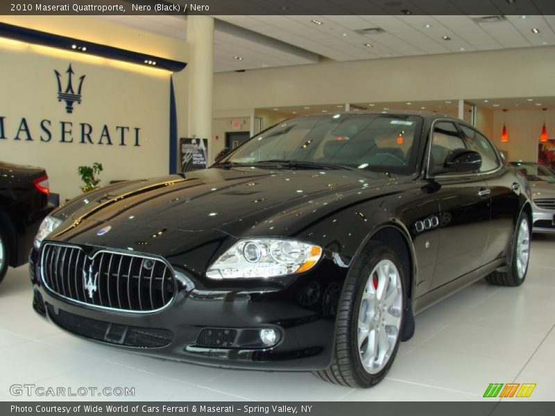 Nero (Black) / Nero 2010 Maserati Quattroporte