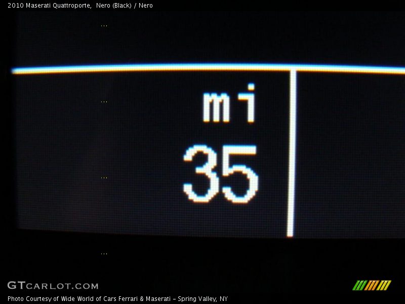 Nero (Black) / Nero 2010 Maserati Quattroporte