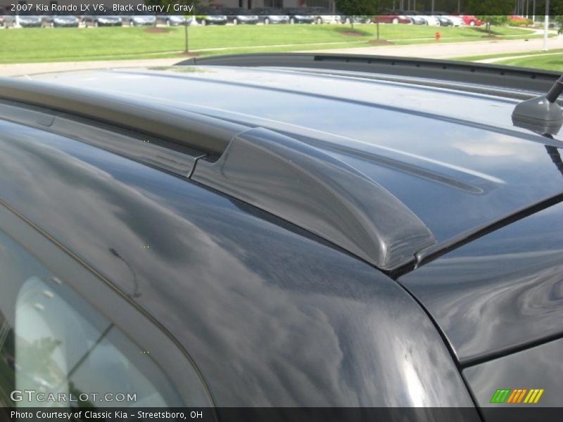 Black Cherry / Gray 2007 Kia Rondo LX V6