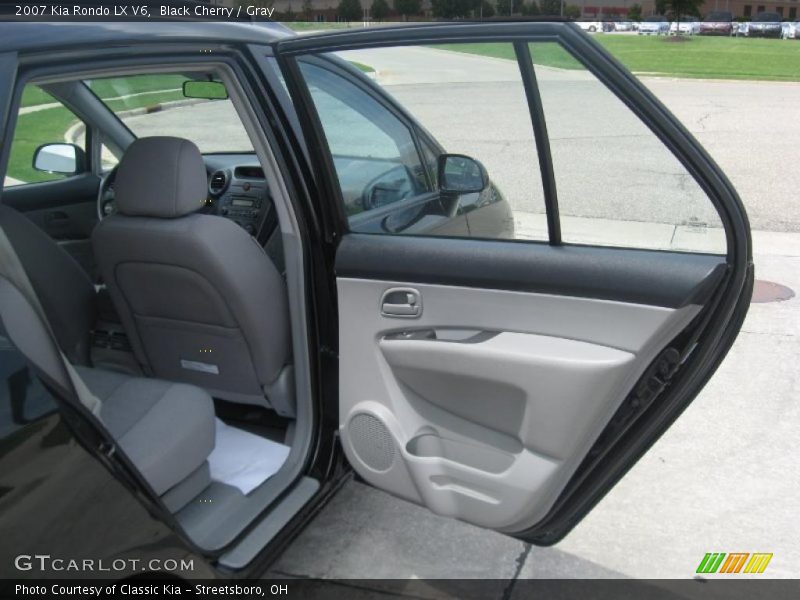 Black Cherry / Gray 2007 Kia Rondo LX V6