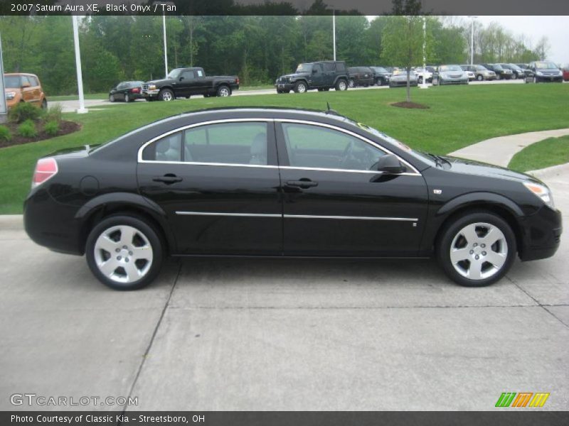 Black Onyx / Tan 2007 Saturn Aura XE