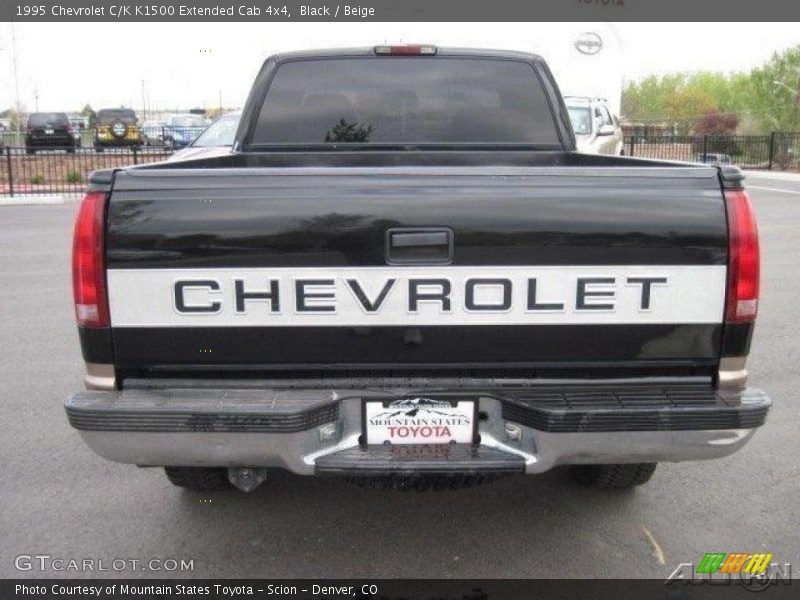 Black / Beige 1995 Chevrolet C/K K1500 Extended Cab 4x4