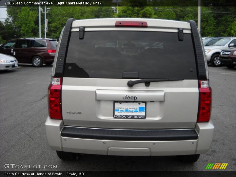 Light Khaki Metallic / Khaki 2006 Jeep Commander 4x4