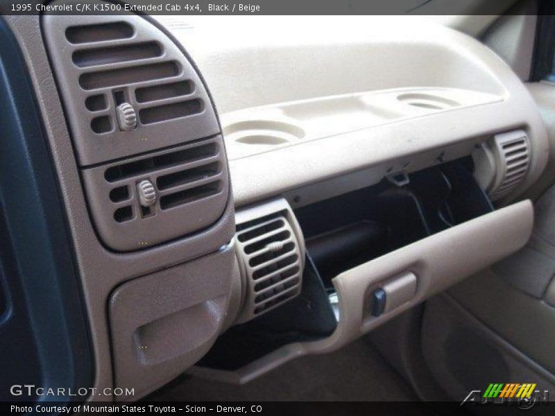 Black / Beige 1995 Chevrolet C/K K1500 Extended Cab 4x4