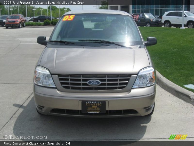 Arizona Beige Metallic / Flint Grey 2005 Ford Freestar S