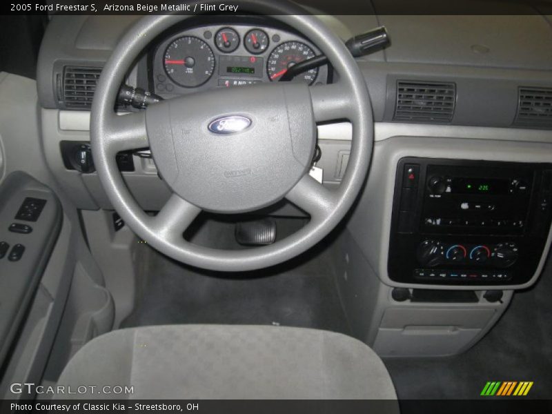 Arizona Beige Metallic / Flint Grey 2005 Ford Freestar S