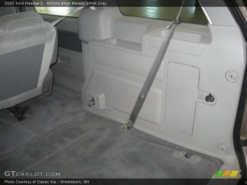 Arizona Beige Metallic / Flint Grey 2005 Ford Freestar S