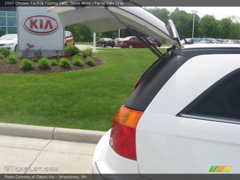Stone White / Pastel Slate Gray 2007 Chrysler Pacifica Touring AWD