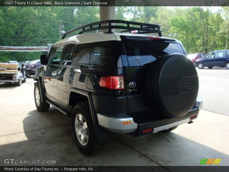 Black Diamond / Dark Charcoal 2007 Toyota FJ Cruiser 4WD