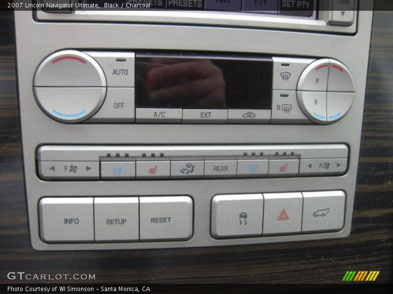 Black / Charcoal 2007 Lincoln Navigator Ultimate
