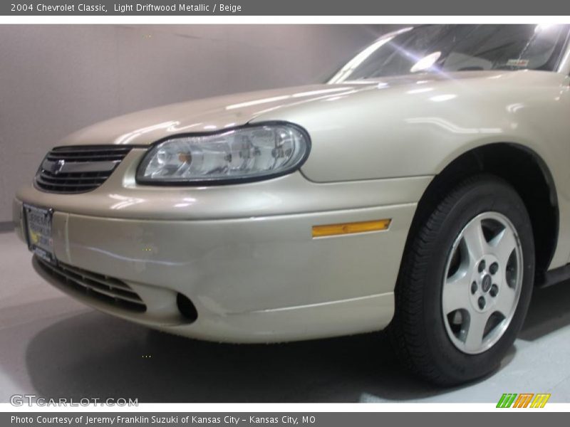 Light Driftwood Metallic / Beige 2004 Chevrolet Classic