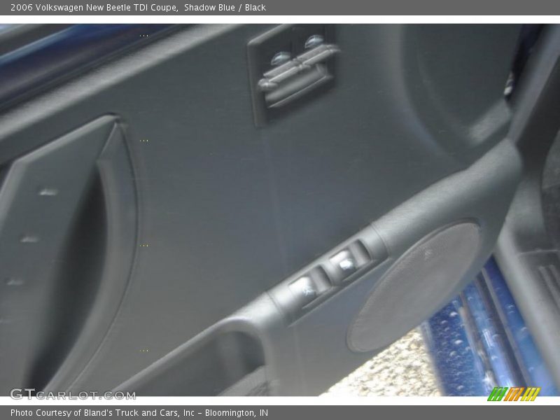 Shadow Blue / Black 2006 Volkswagen New Beetle TDI Coupe