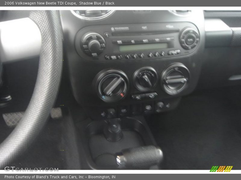 Shadow Blue / Black 2006 Volkswagen New Beetle TDI Coupe