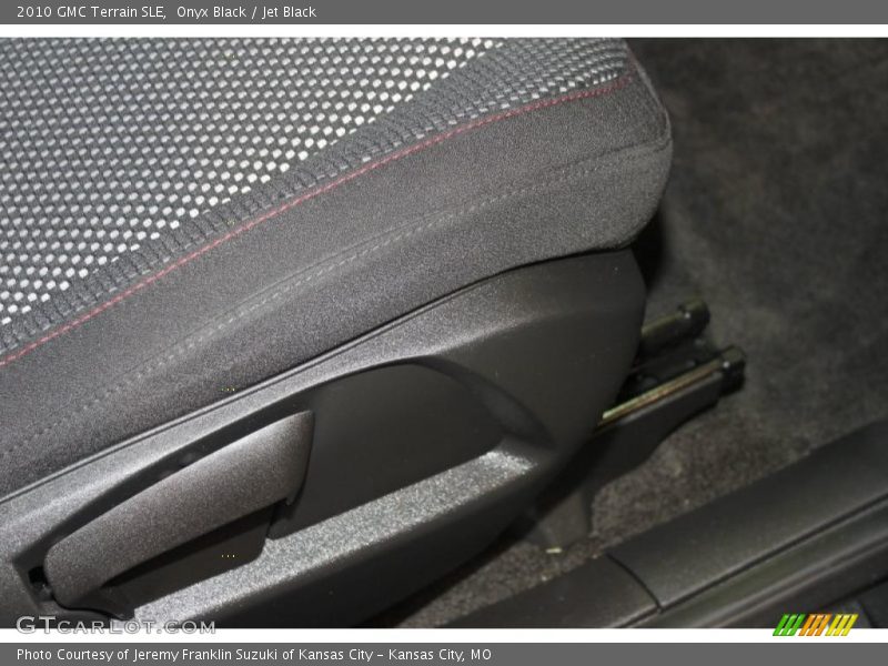 Onyx Black / Jet Black 2010 GMC Terrain SLE