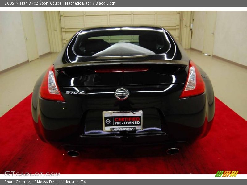 Magnetic Black / Black Cloth 2009 Nissan 370Z Sport Coupe