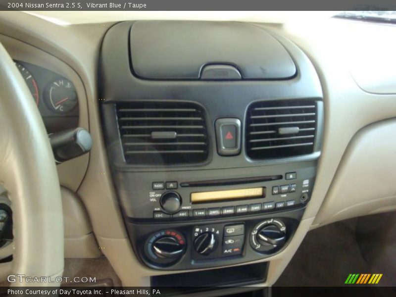 Vibrant Blue / Taupe 2004 Nissan Sentra 2.5 S