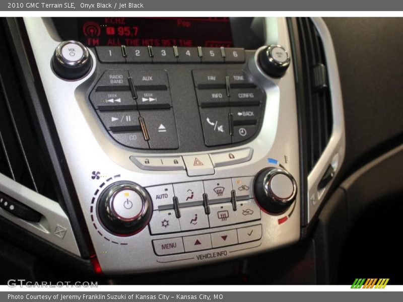Onyx Black / Jet Black 2010 GMC Terrain SLE