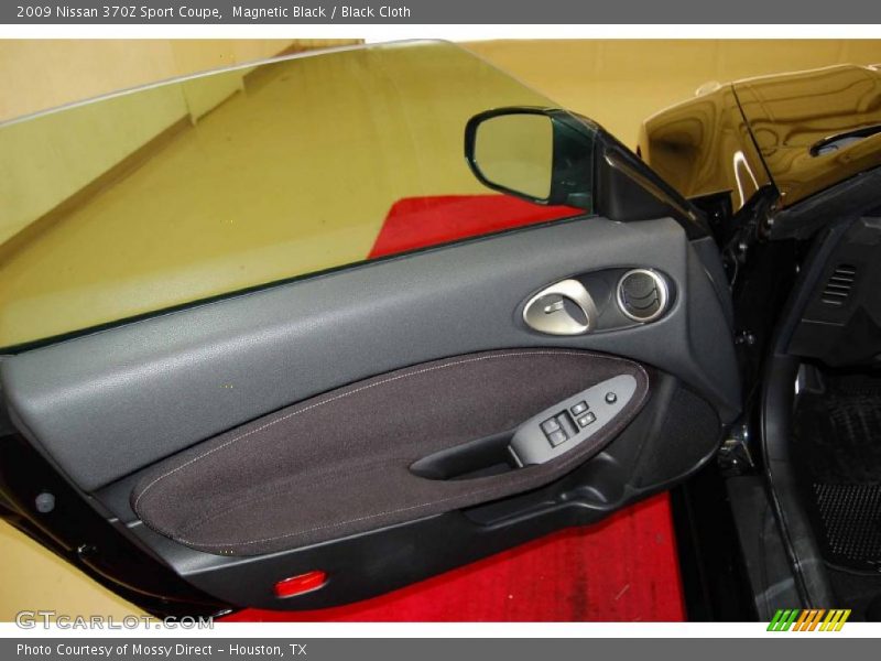 Magnetic Black / Black Cloth 2009 Nissan 370Z Sport Coupe
