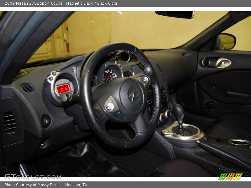 Magnetic Black / Black Cloth 2009 Nissan 370Z Sport Coupe