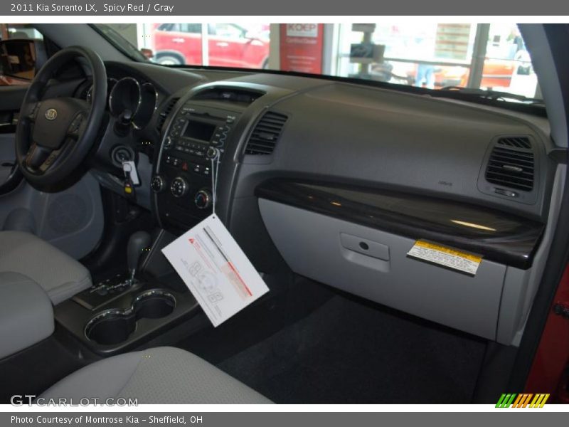 Spicy Red / Gray 2011 Kia Sorento LX