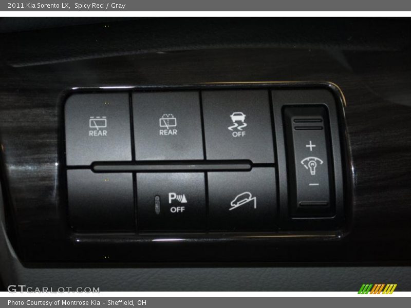 Spicy Red / Gray 2011 Kia Sorento LX