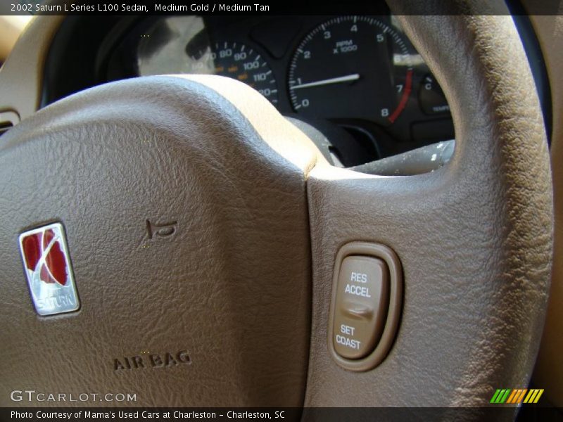 Medium Gold / Medium Tan 2002 Saturn L Series L100 Sedan