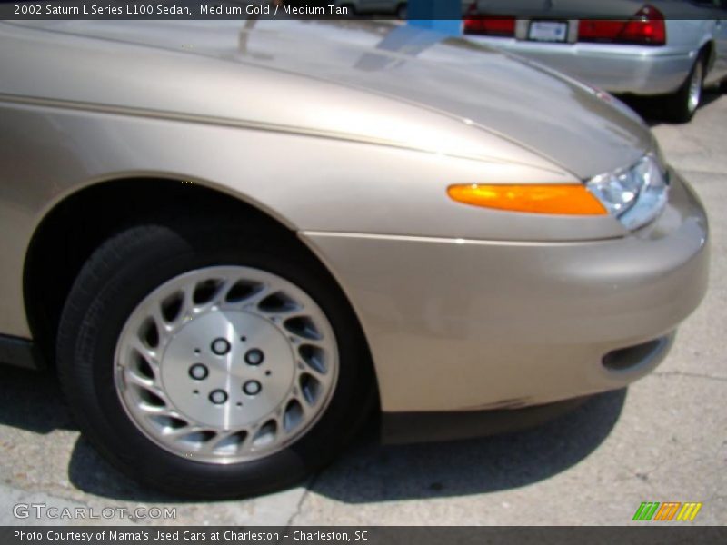 Medium Gold / Medium Tan 2002 Saturn L Series L100 Sedan