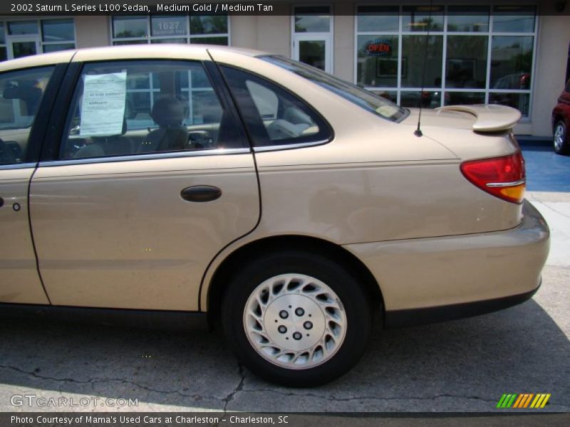 Medium Gold / Medium Tan 2002 Saturn L Series L100 Sedan