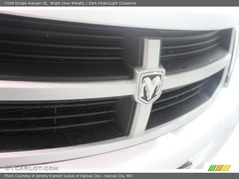 Bright Silver Metallic / Dark Khaki/Light Graystone 2008 Dodge Avenger SE