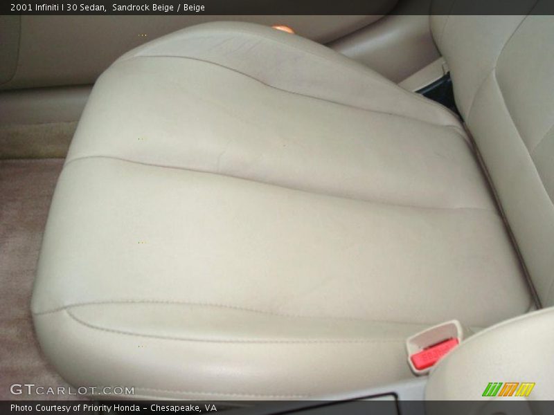 Sandrock Beige / Beige 2001 Infiniti I 30 Sedan