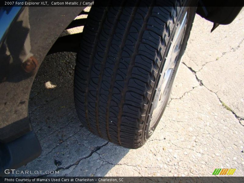 Carbon Metallic / Camel 2007 Ford Explorer XLT