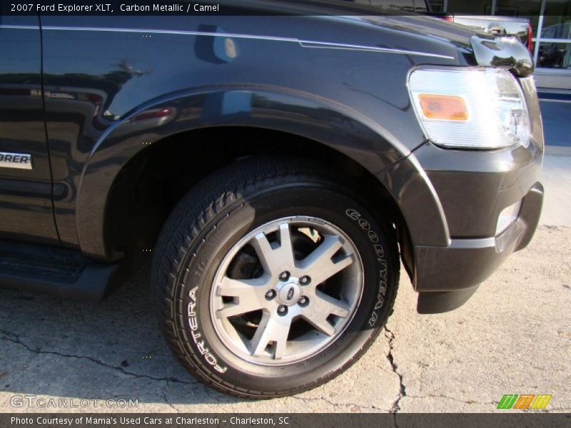 Carbon Metallic / Camel 2007 Ford Explorer XLT
