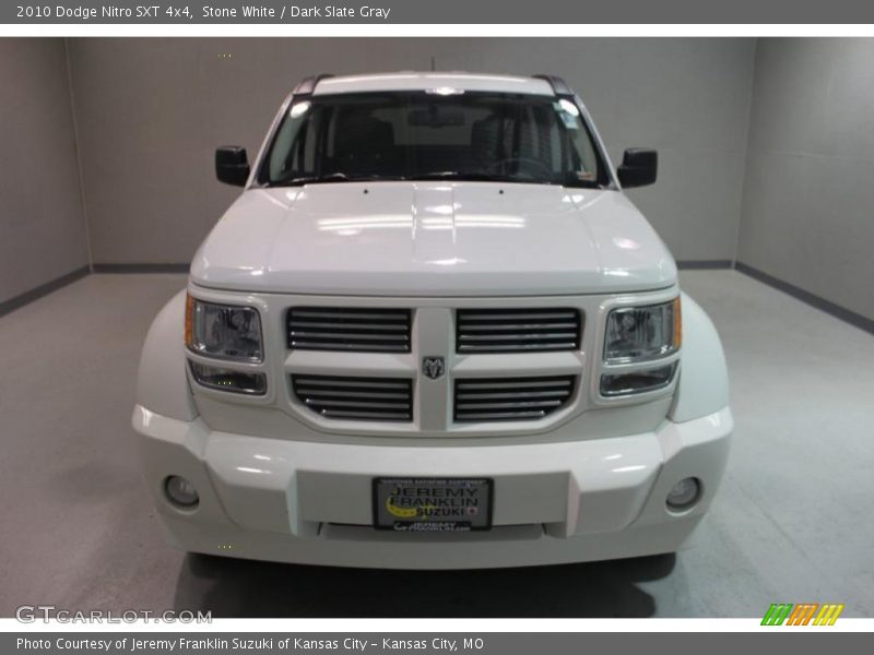 Stone White / Dark Slate Gray 2010 Dodge Nitro SXT 4x4