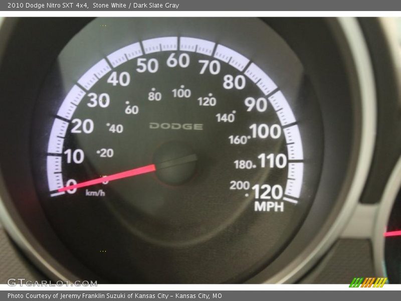 Stone White / Dark Slate Gray 2010 Dodge Nitro SXT 4x4
