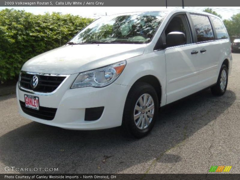 Calla Lilly White / Aero Grey 2009 Volkswagen Routan S