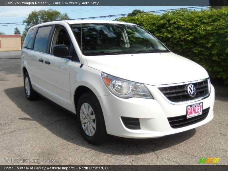 Calla Lilly White / Aero Grey 2009 Volkswagen Routan S