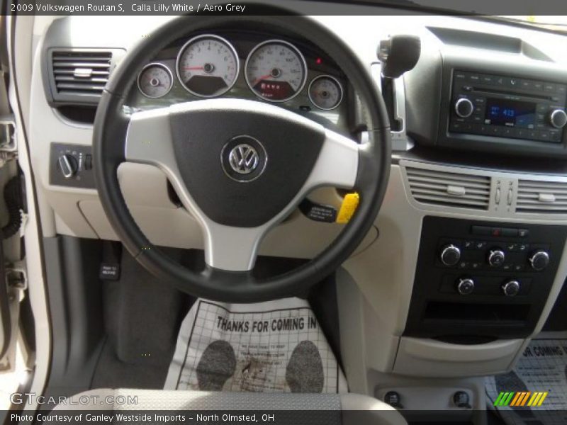 Calla Lilly White / Aero Grey 2009 Volkswagen Routan S