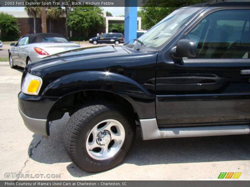 Black / Medium Pebble 2003 Ford Explorer Sport Trac XLS