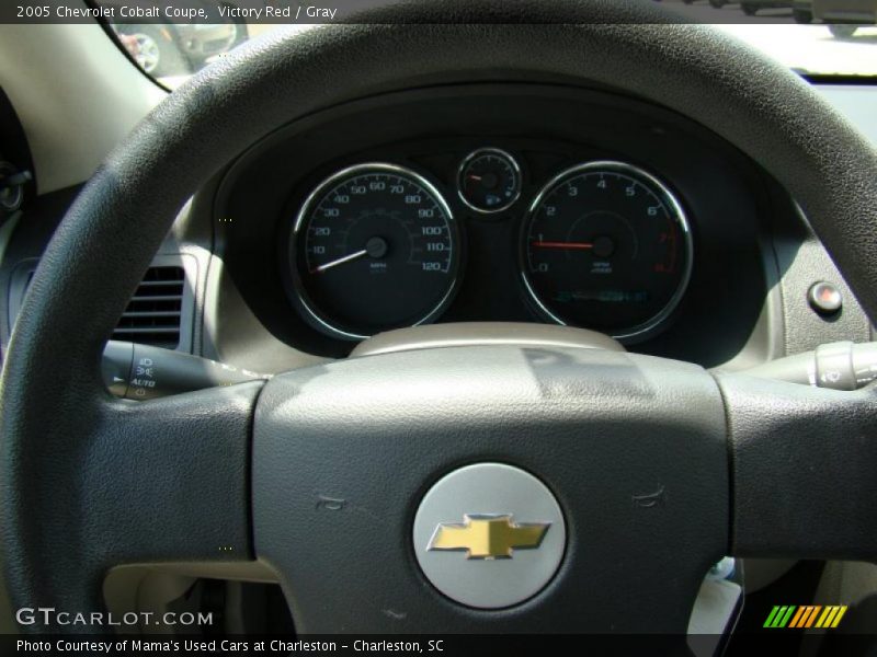 Victory Red / Gray 2005 Chevrolet Cobalt Coupe