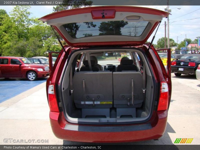 Claret Red / Gray 2007 Kia Sedona LX