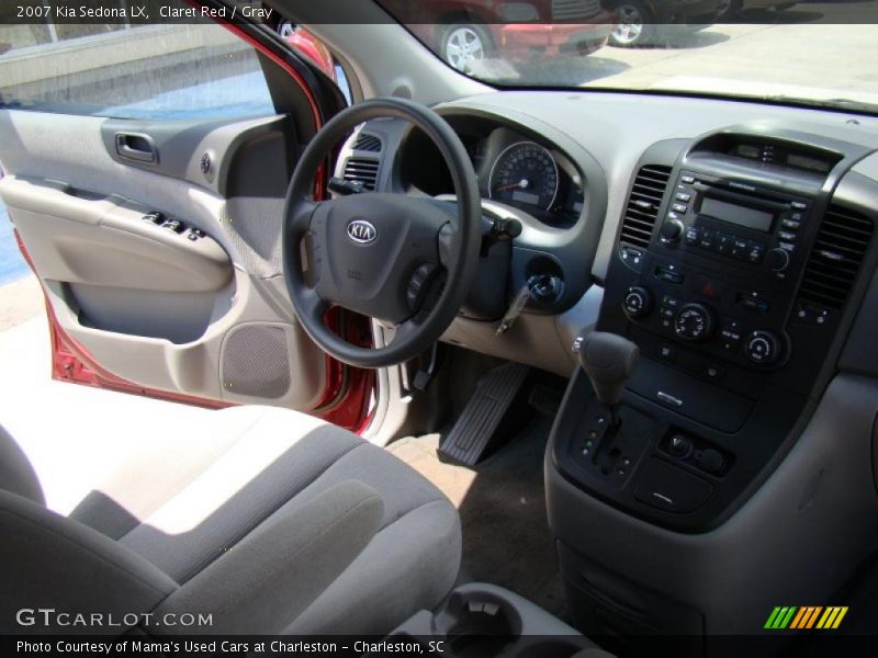 Claret Red / Gray 2007 Kia Sedona LX