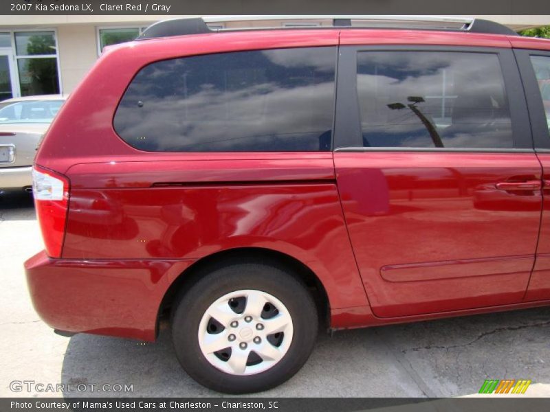 Claret Red / Gray 2007 Kia Sedona LX