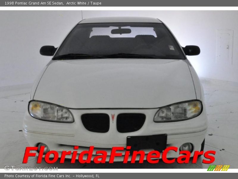 Arctic White / Taupe 1998 Pontiac Grand Am SE Sedan