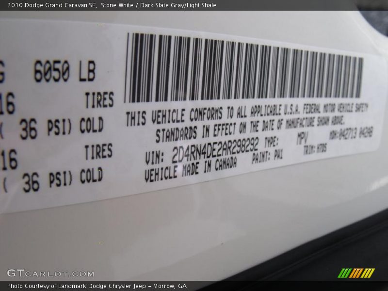 Stone White / Dark Slate Gray/Light Shale 2010 Dodge Grand Caravan SE