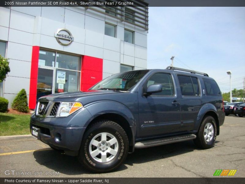 Silverton Blue Pearl / Graphite 2005 Nissan Pathfinder SE Off Road 4x4