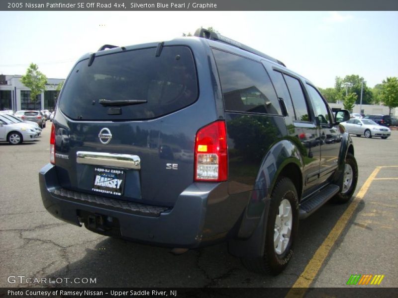 Silverton Blue Pearl / Graphite 2005 Nissan Pathfinder SE Off Road 4x4