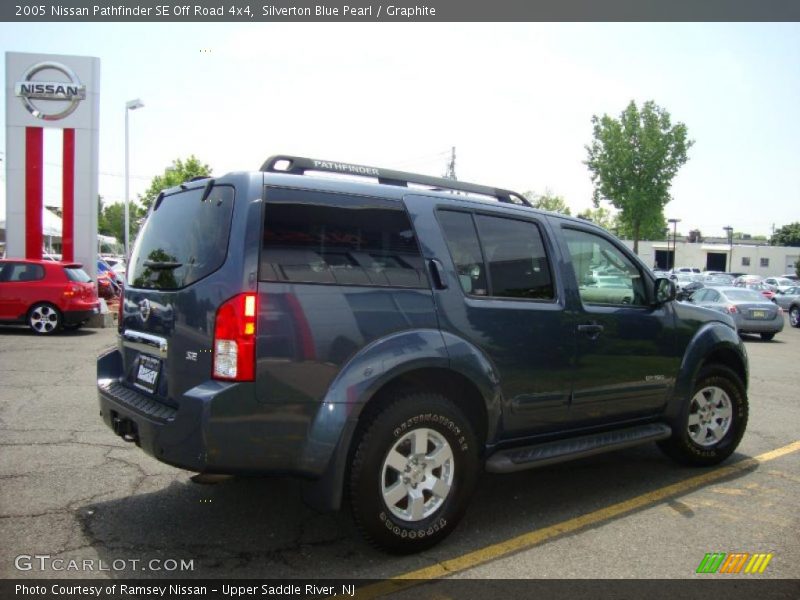 Silverton Blue Pearl / Graphite 2005 Nissan Pathfinder SE Off Road 4x4