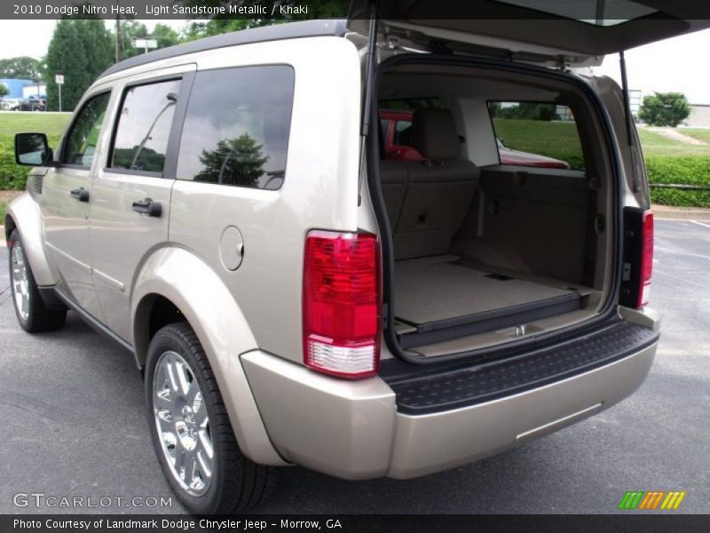 Light Sandstone Metallic / Khaki 2010 Dodge Nitro Heat