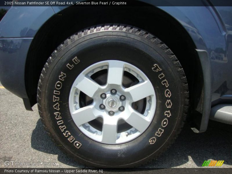 Silverton Blue Pearl / Graphite 2005 Nissan Pathfinder SE Off Road 4x4